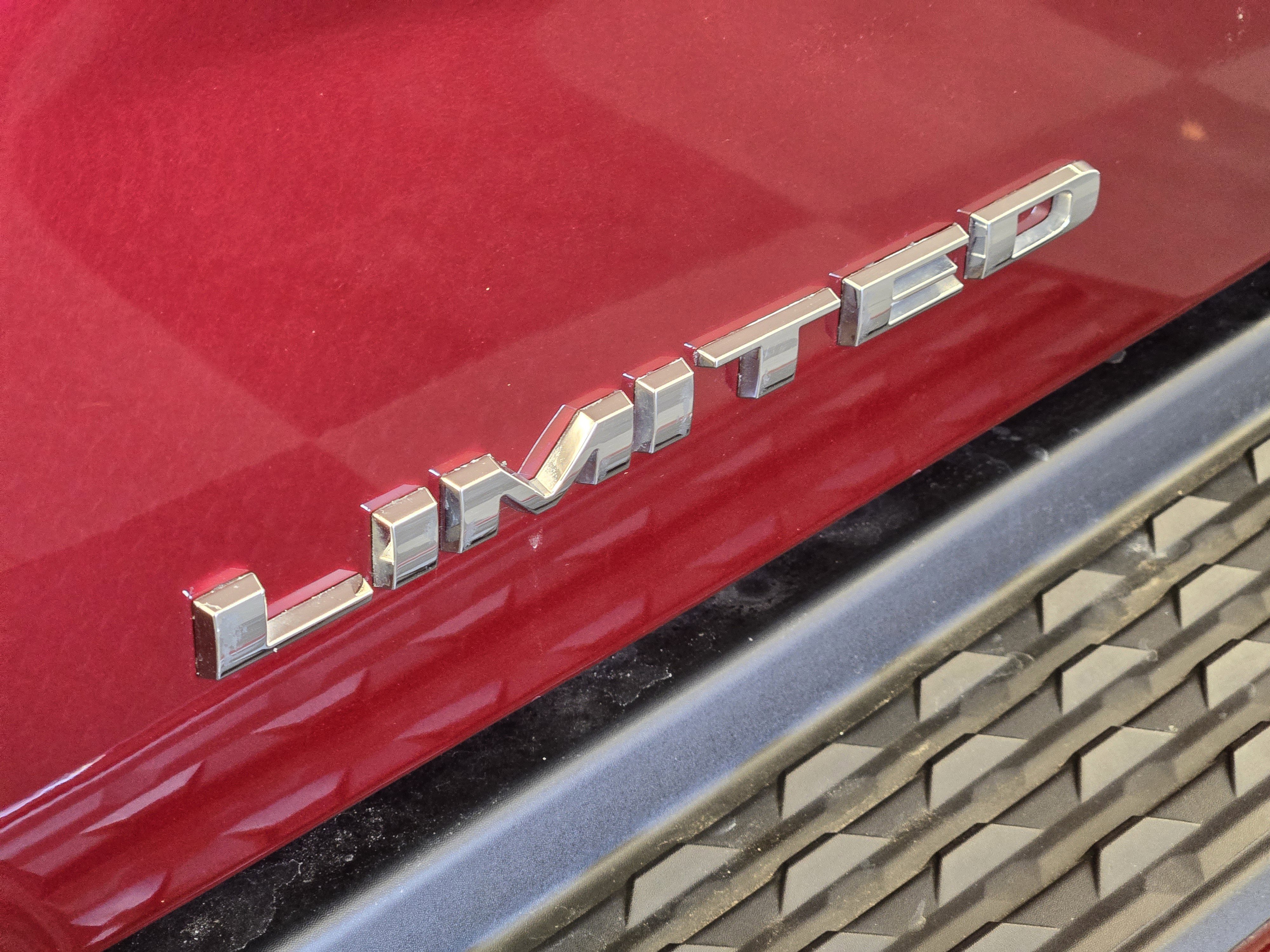 Used 2024 RAM 2500 Limited image 11