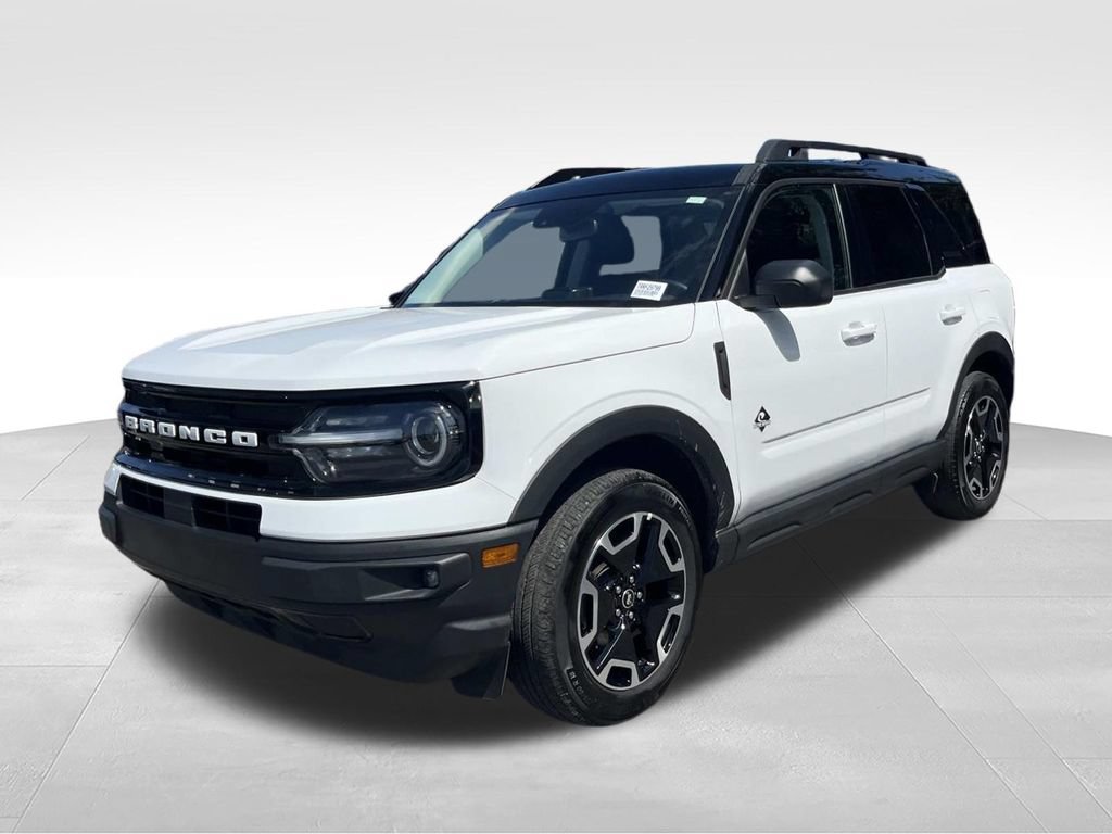 Certified 2024 Ford Bronco Sport Outer Banks w/ Tech Package AWD/4WD image 11