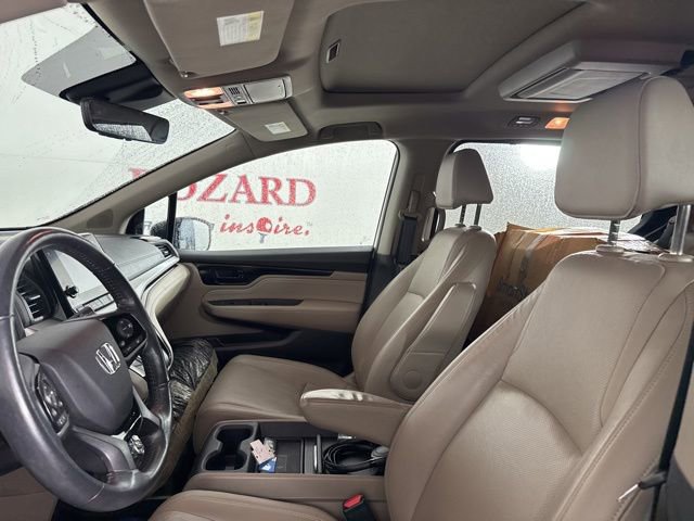 Used 2018 Honda Odyssey Elite image 11