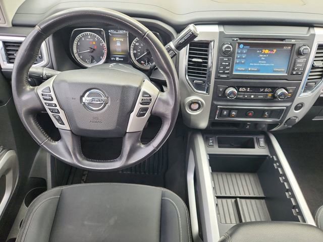 Used 2018 Nissan Titan SV w/ SV Convenience Package RWD image 11