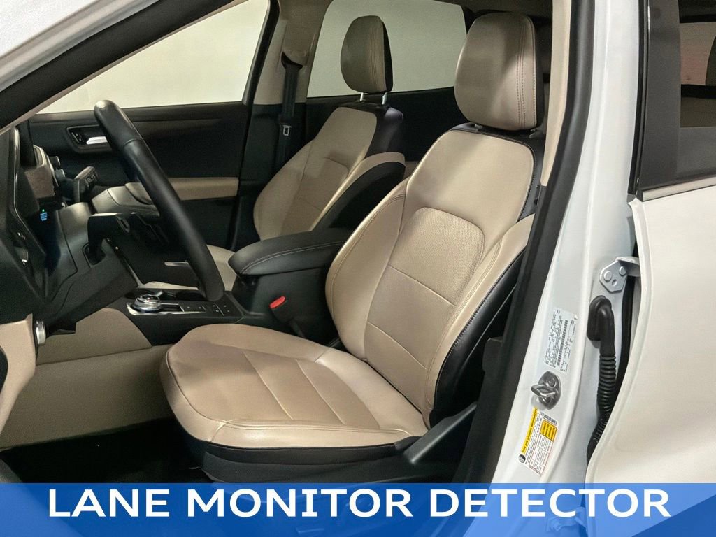 Certified 2020 Ford Escape Titanium AWD/4WD image 6