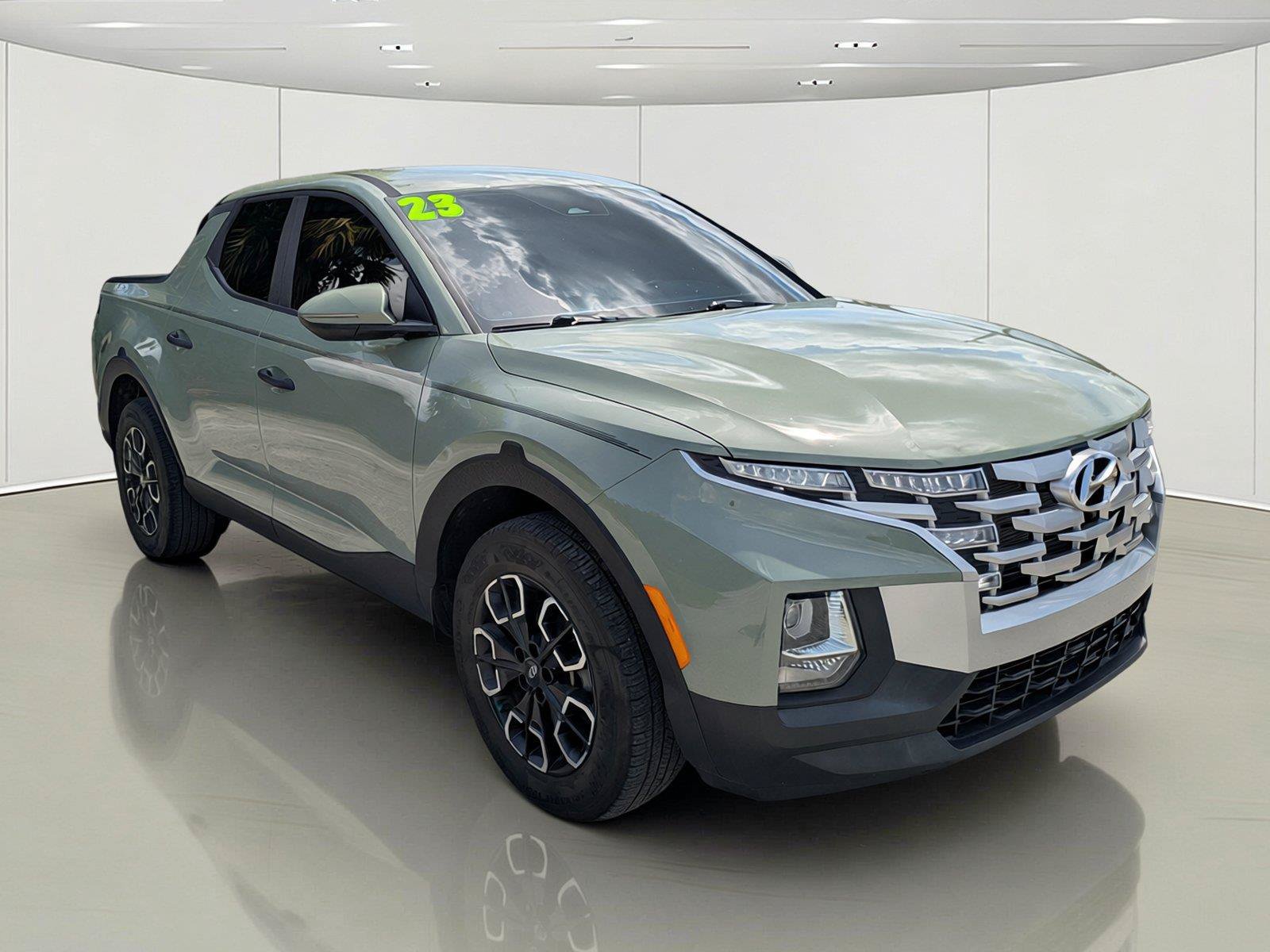 Used 2023 Hyundai Santa Cruz SEL FWD image 3