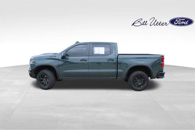 Used 2026 Chevrolet Silverado 1500 ZR2 w/ Dark Appearance Package AWD/4WD image 8