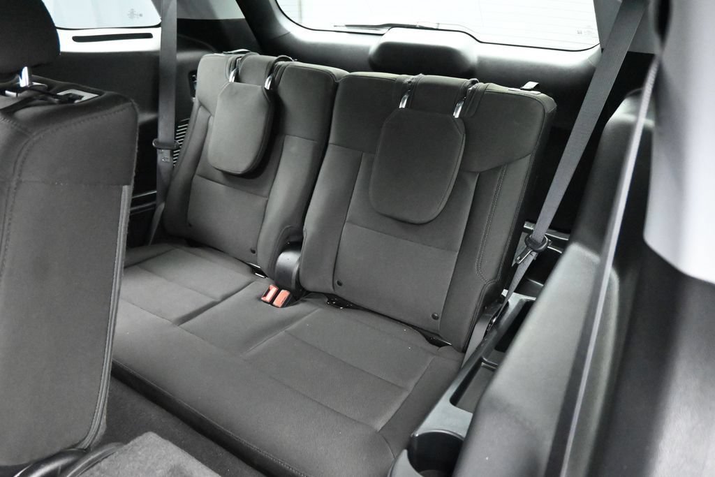 Certified 2023 Ford Explorer XLT RWD image 19