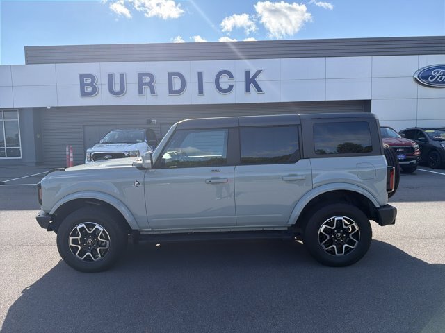Certified 2023 Ford Bronco Outer Banks AWD/4WD image 2