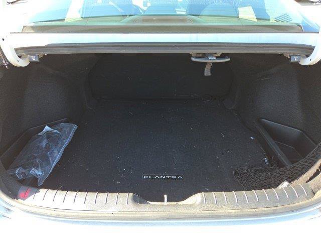 Used 2024 Hyundai Elantra Blue FWD image 28