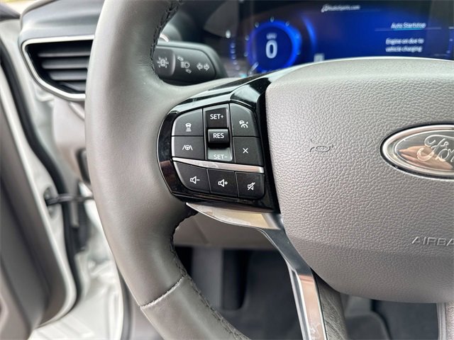 Certified 2023 Ford Explorer Platinum w/ Technology Package image 32