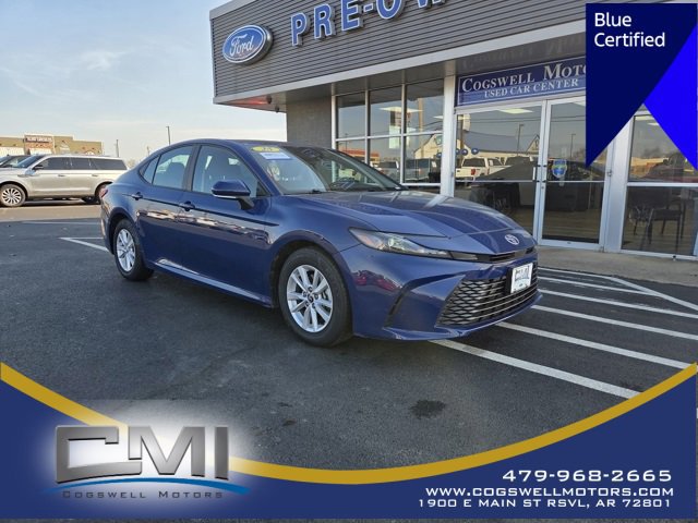 Used 2025 Toyota Camry LE image 7