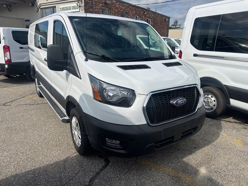 Certified 2025 Ford Transit 250 Low Roof w/ Exterior Upgrade Package RWD image 3