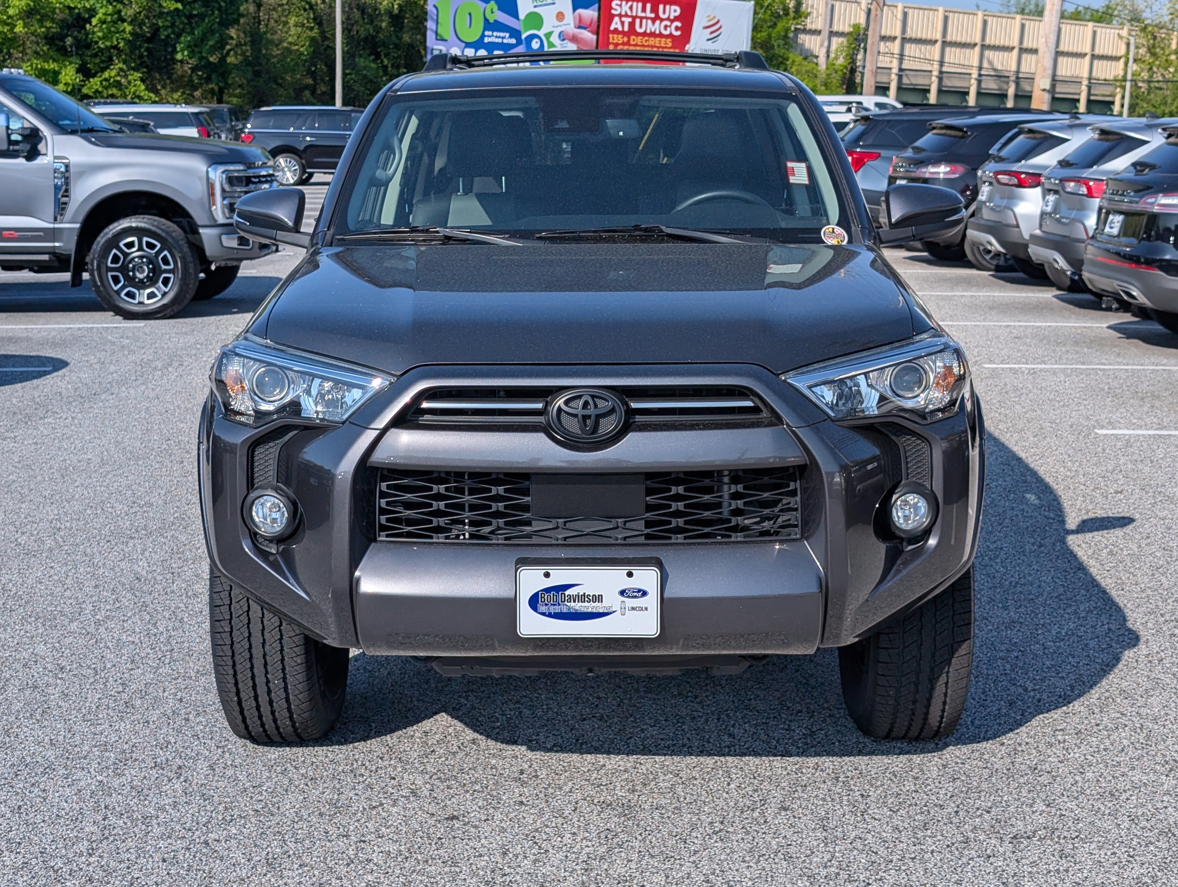 Used 2020 Toyota 4Runner SR5 Premium w/ Moonroof Package AWD/4WD image 9