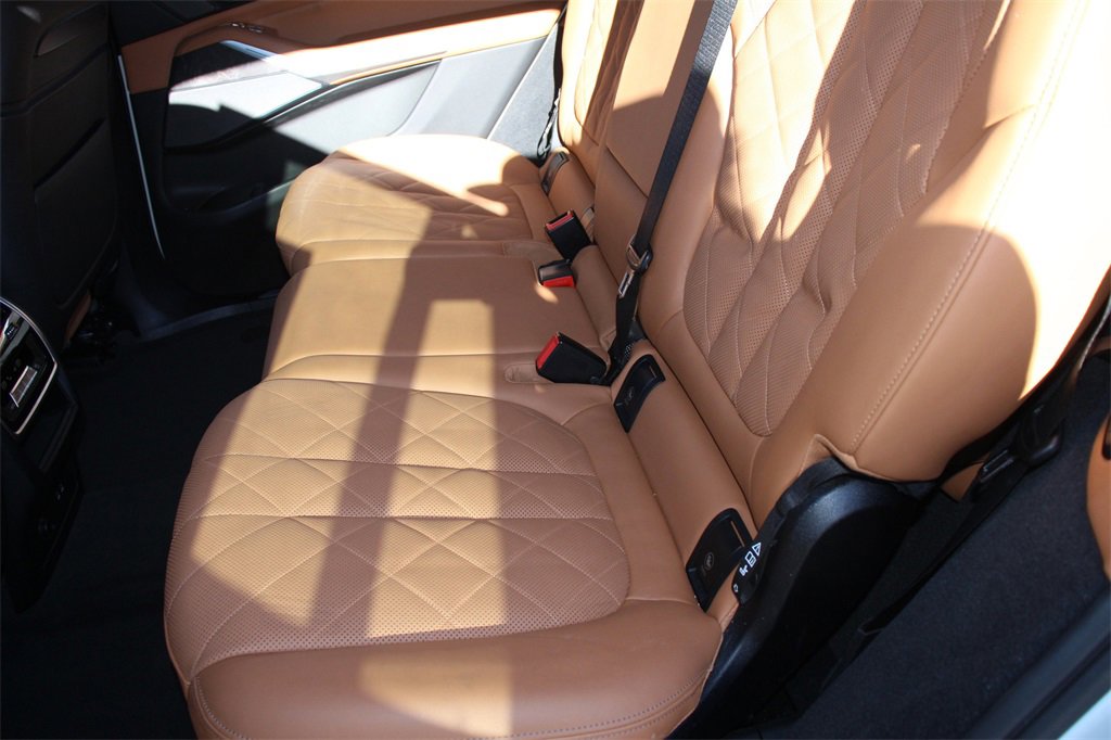 Used 2023 BMW X7 xDrive40i w/ M Sport Package image 21