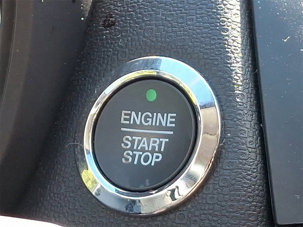 Certified 2022 Ford EcoSport SES w/ Interior Protection Package image 28