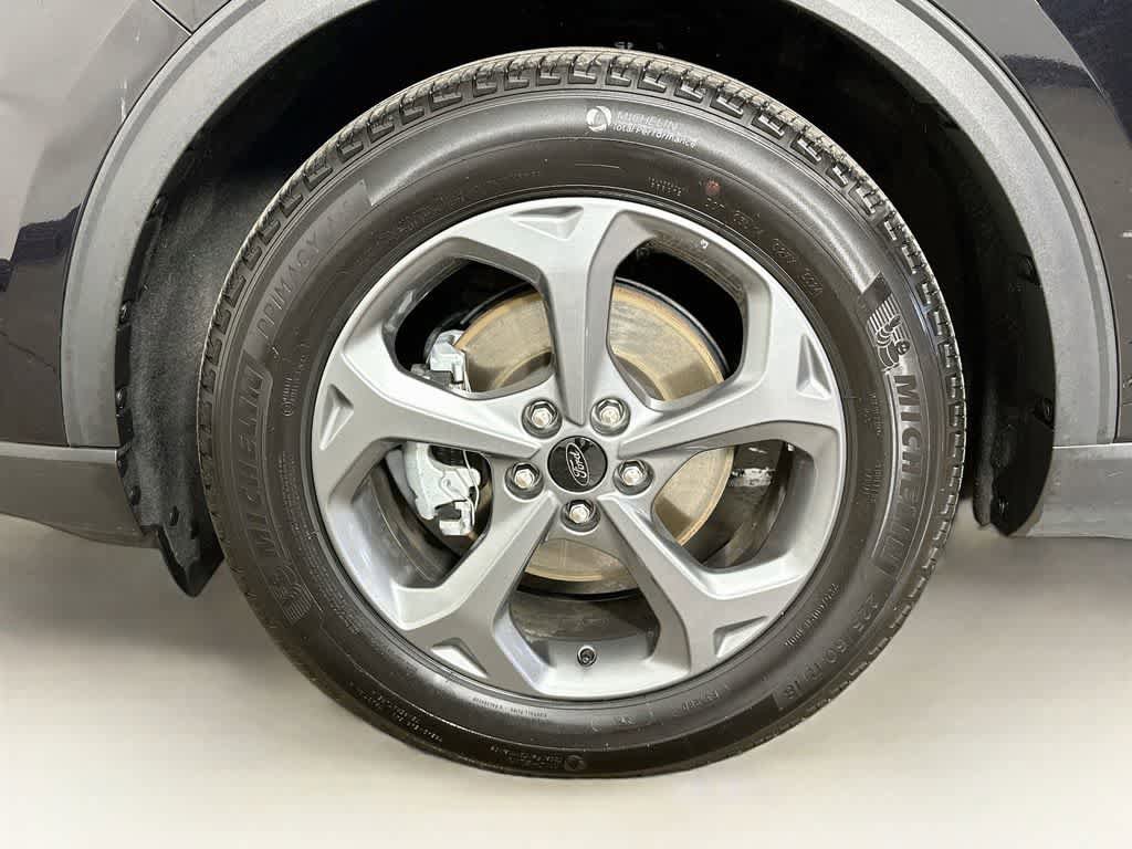 Certified 2025 Ford Escape ST-Line FWD image 8