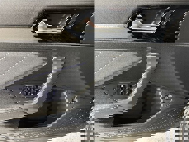 Used 2025 Volkswagen Jetta SEL image 5