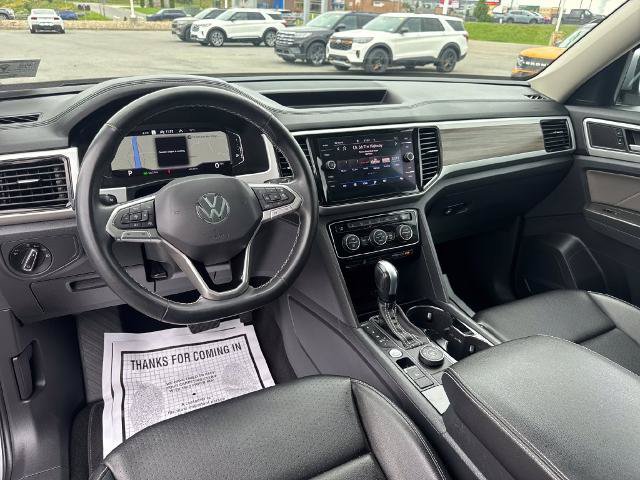 Used 2022 Volkswagen Atlas SEL AWD/4WD image 35