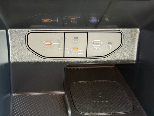 Used 2024 Kia Sorento S w/ Panoramic Sunroof Package FWD image 39