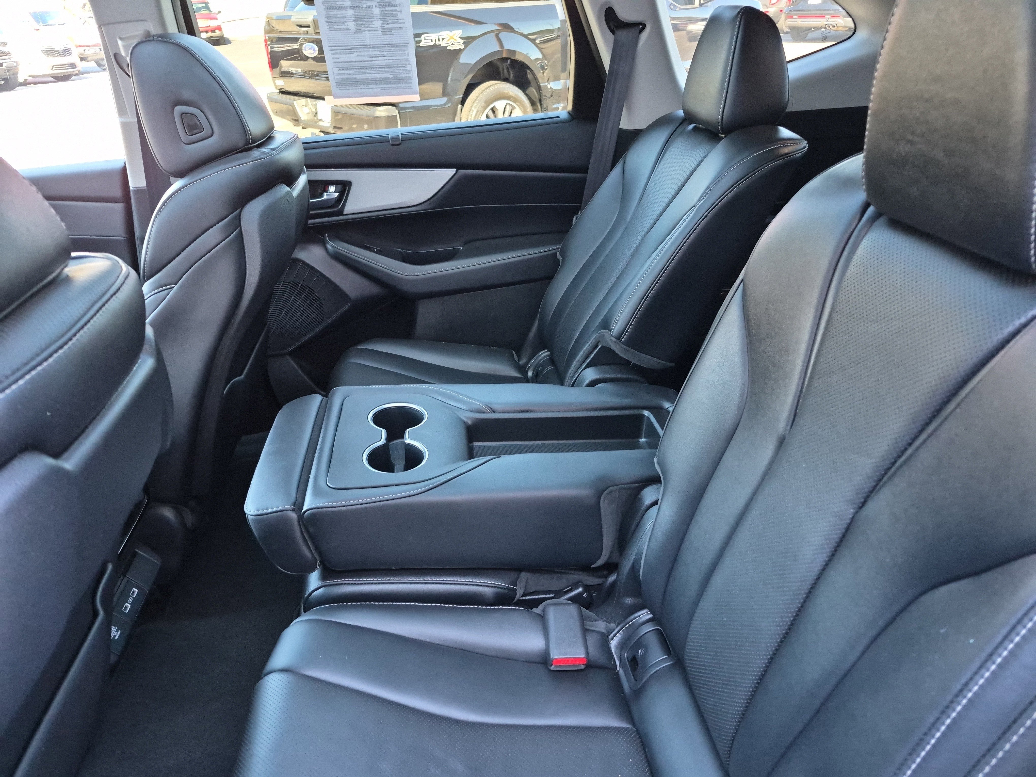 Used 2023 Acura MDX SH-AWD w/ Technology Package image 16