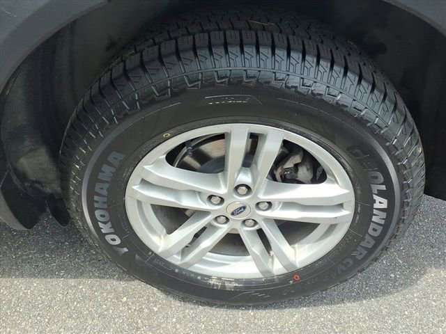 Certified 2020 Ford Explorer XLT w/ Comfort Package AWD/4WD image 9