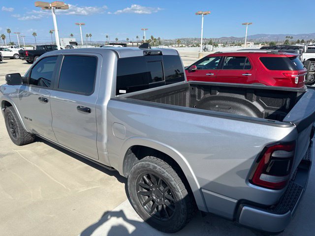 Used 2024 RAM 1500 Limited AWD/4WD image 2