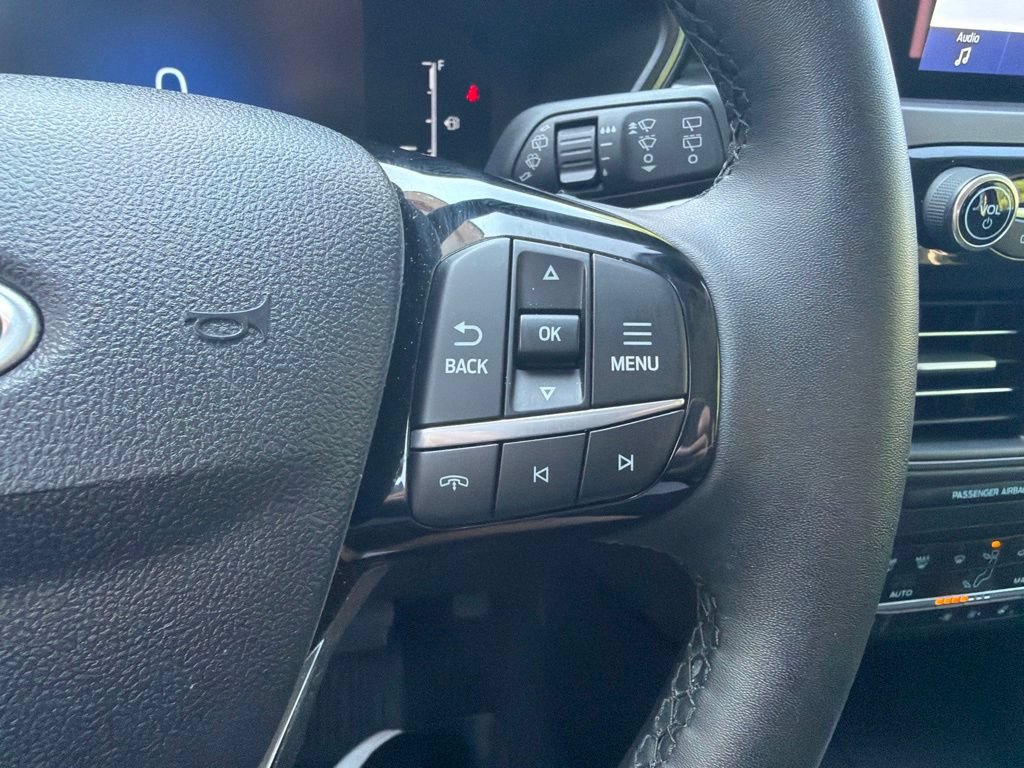 Certified 2023 Ford Escape Active AWD/4WD image 29