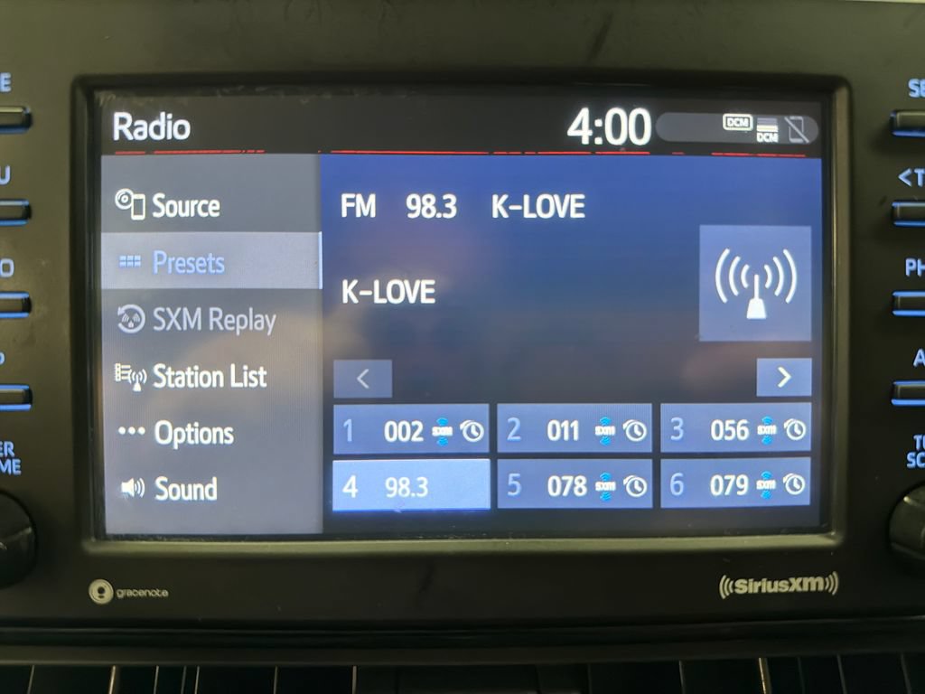 Used 2020 Toyota RAV4 XLE FWD image 25