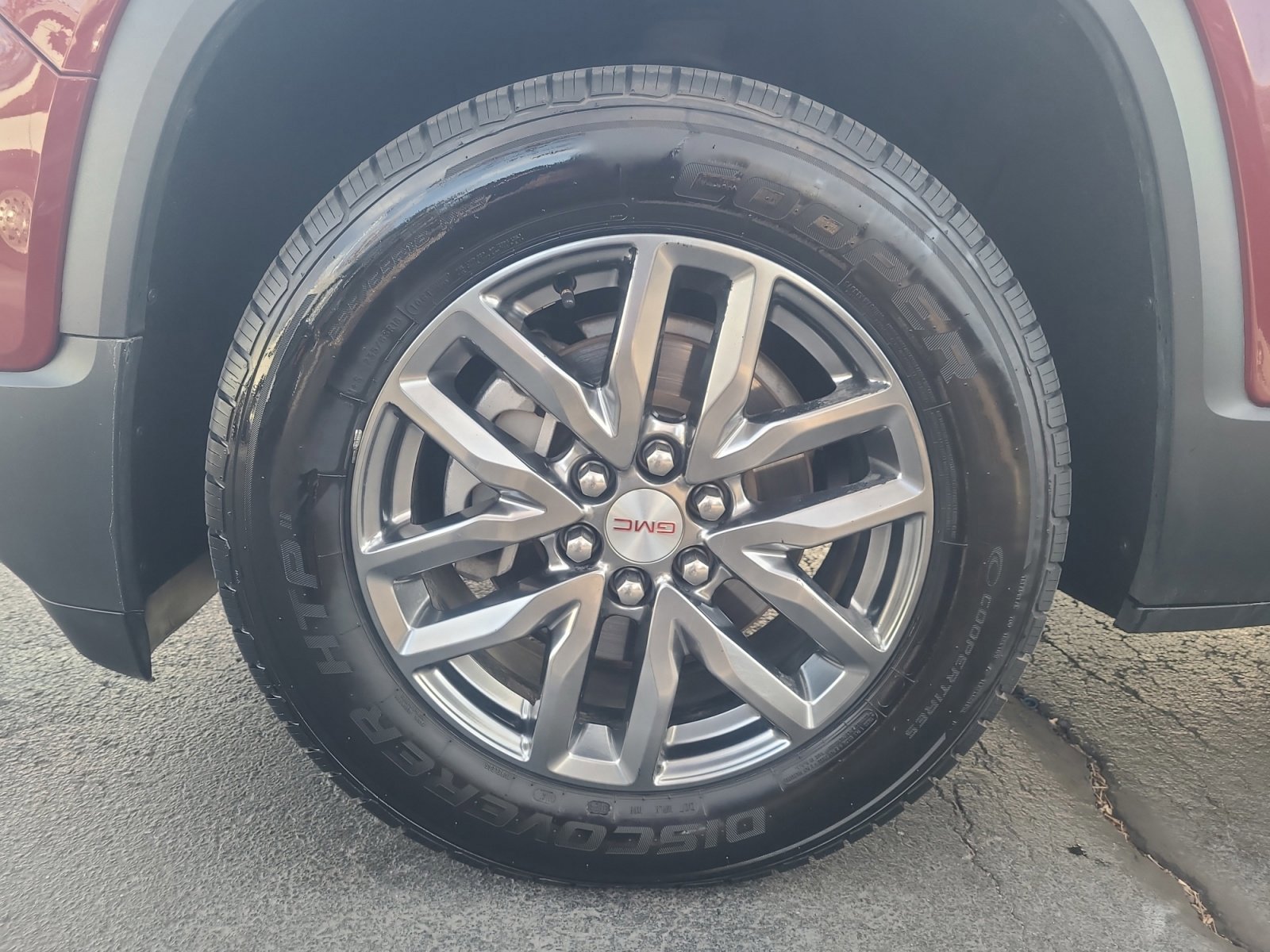 Used 2017 GMC Acadia SLT image 26