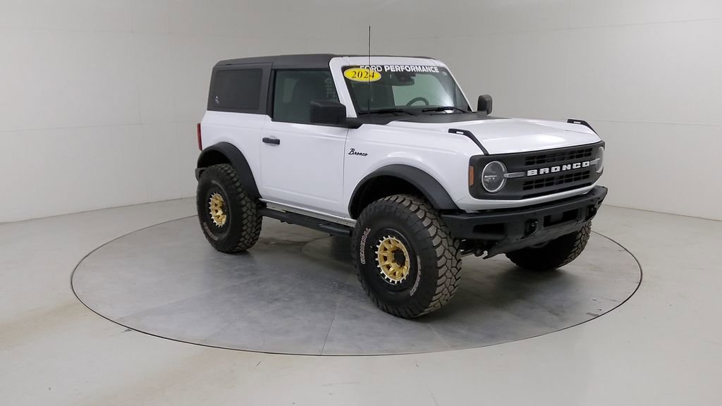 Certified 2024 Ford Bronco Black Diamond AWD/4WD image 10