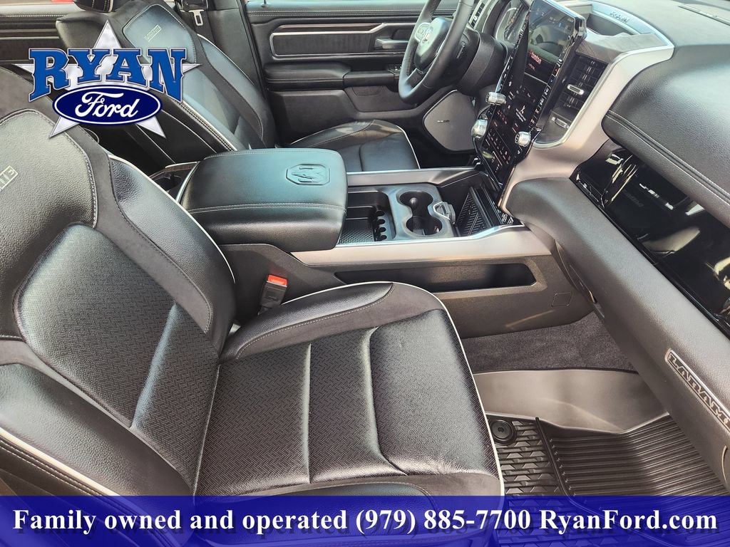Used 2026 RAM 1500 Laramie w/ Night Edition AWD/4WD image 7