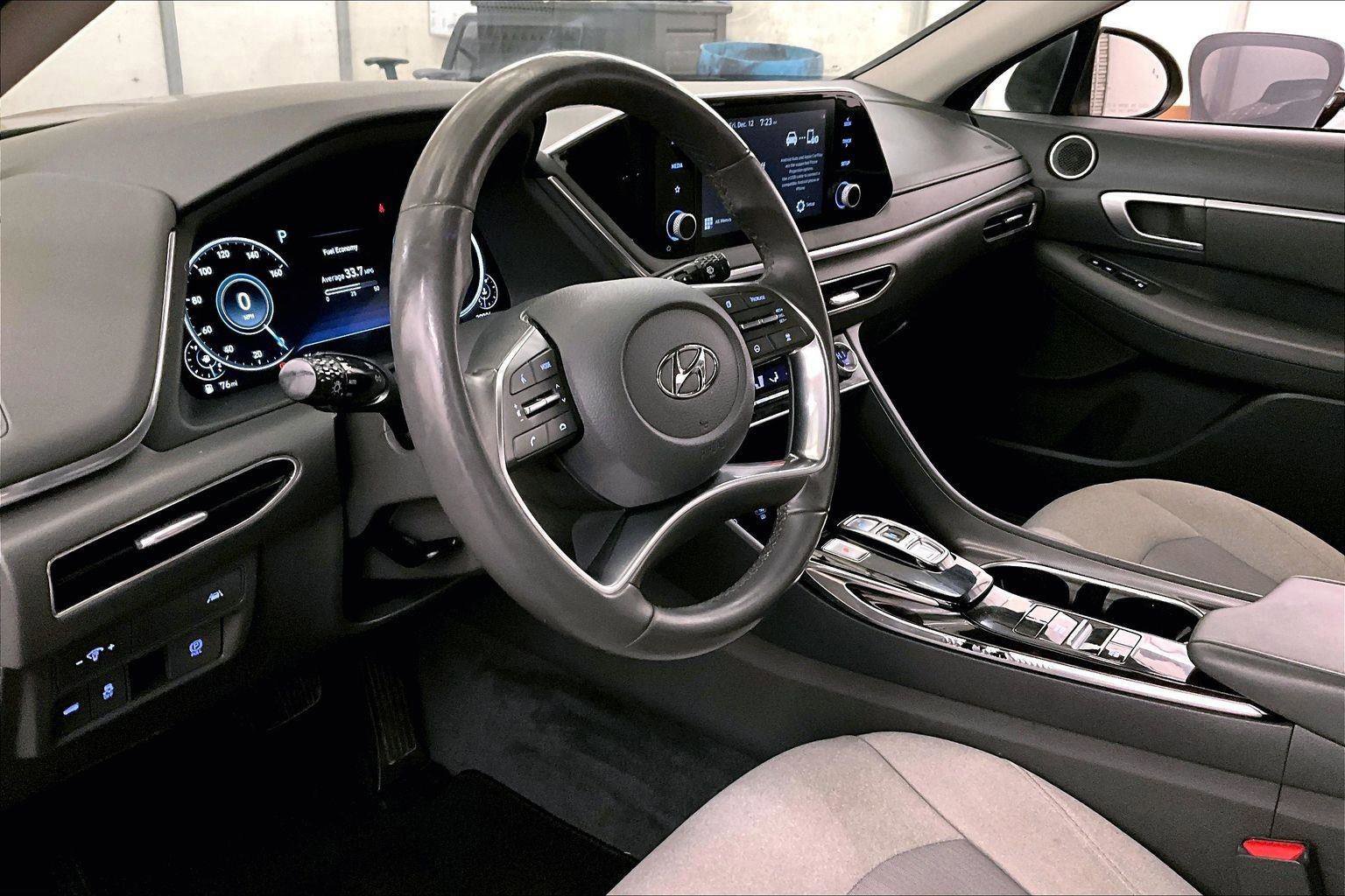 Used 2020 Hyundai Sonata SEL w/ Convenience Package image 12