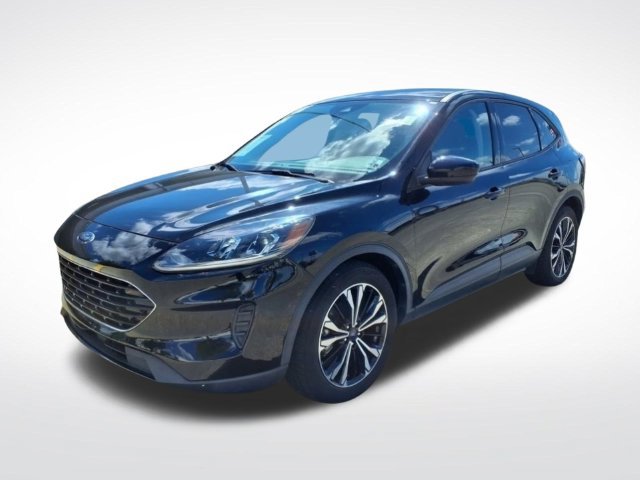 Certified 2022 Ford Escape SE w/ SE Sport Appearance Package FWD image 3