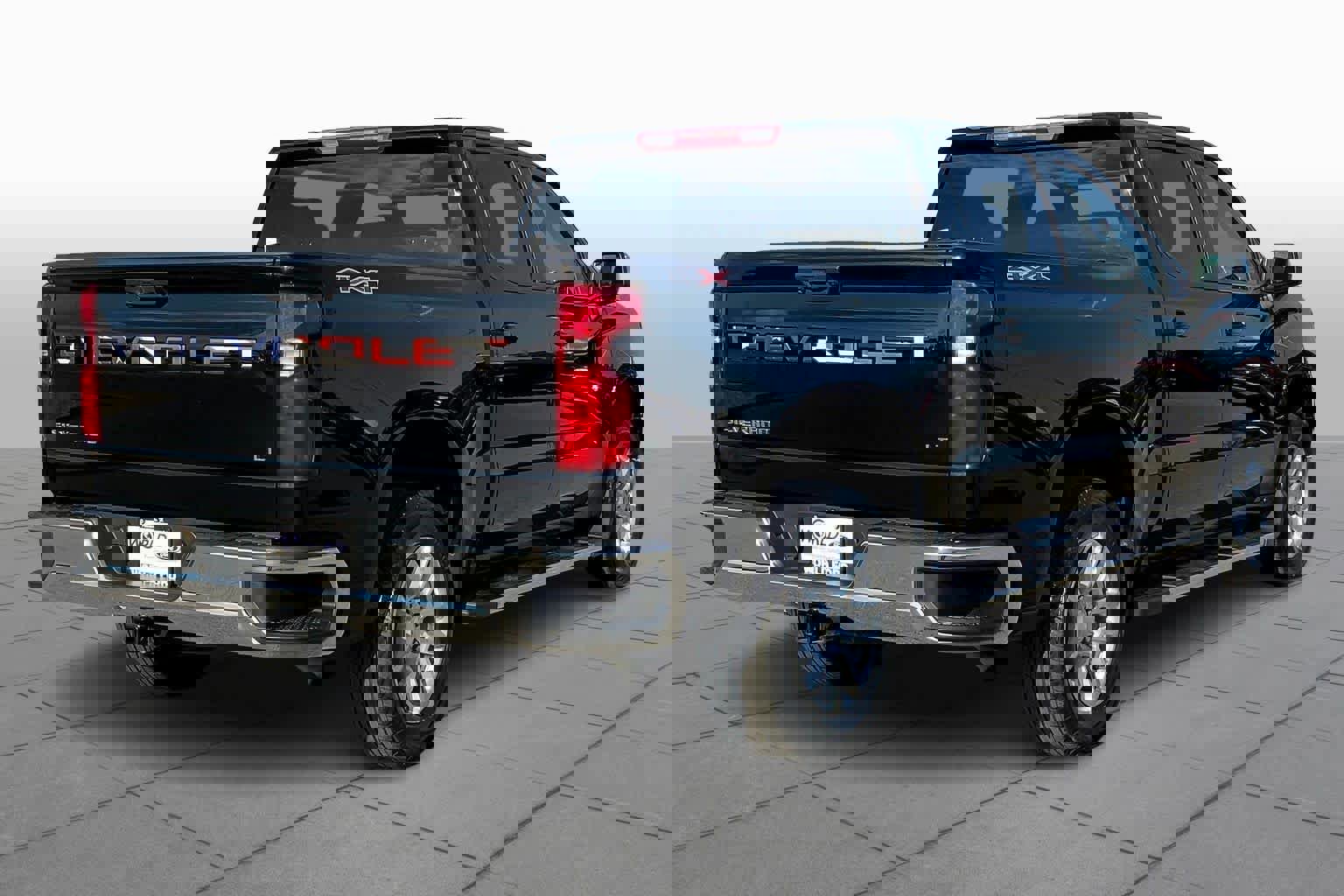 Used 2022 Chevrolet Silverado 1500 LT image 3