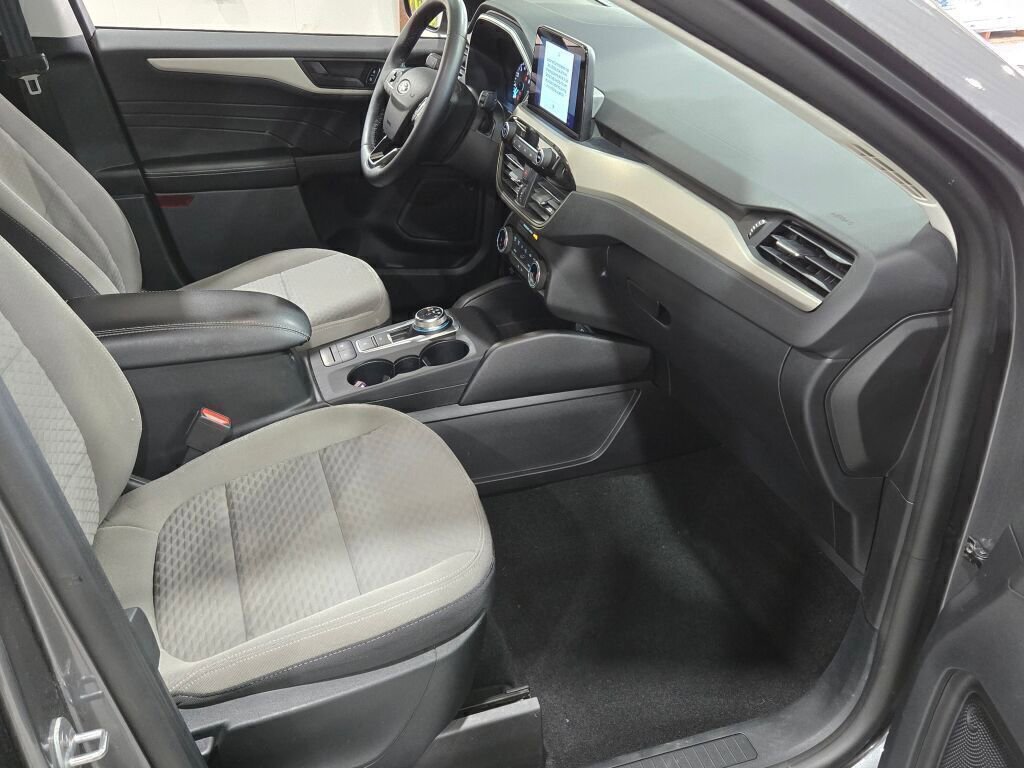 Certified 2022 Ford Escape SE w/ Convenience Package image 6