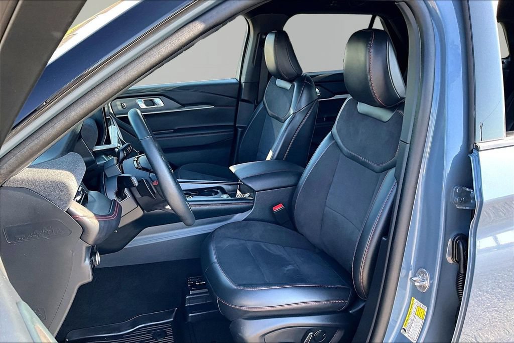 Certified 2025 Ford Explorer ST AWD/4WD image 25