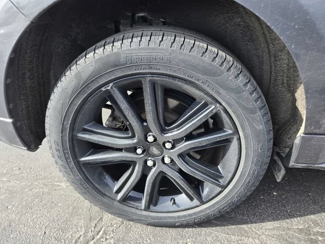 Certified 2024 Ford Edge ST-Line w/ Class II Trailer Tow Package AWD/4WD image 50