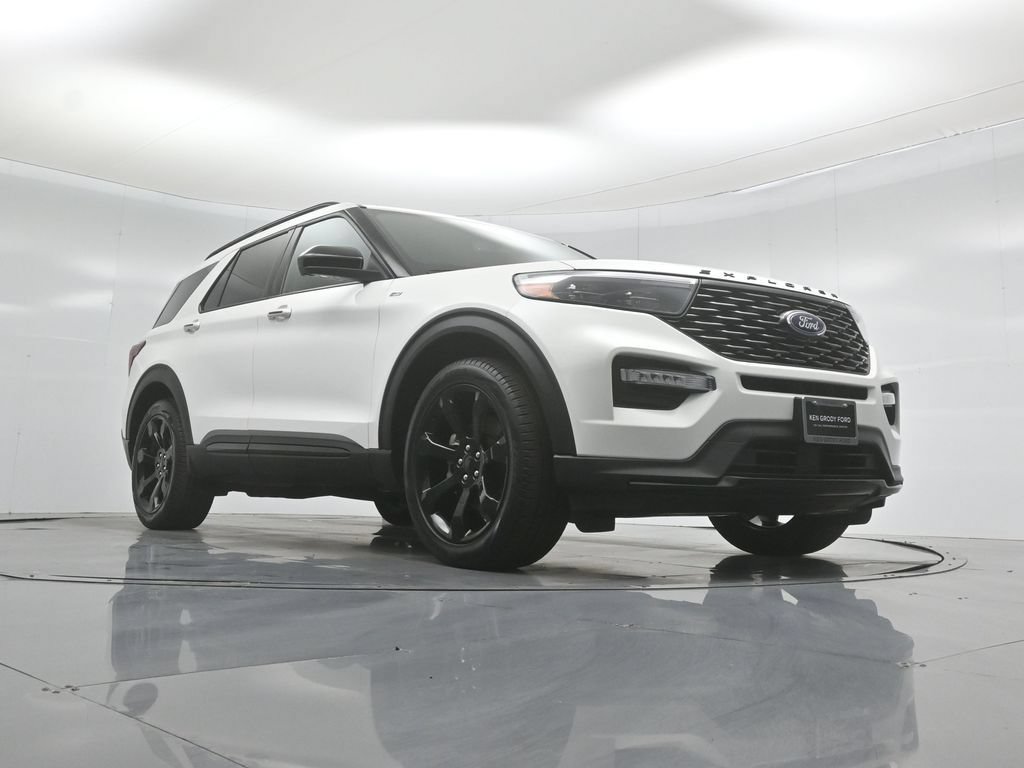 Certified 2023 Ford Explorer ST-Line w/ Class IV Trailer Tow Package RWD image 48