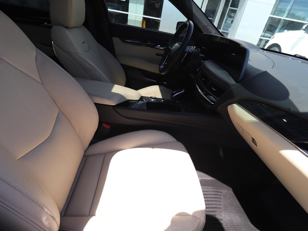 Used 2025 Cadillac CT5 Premium Luxury w/ Sun And Sound Package RWD image 16