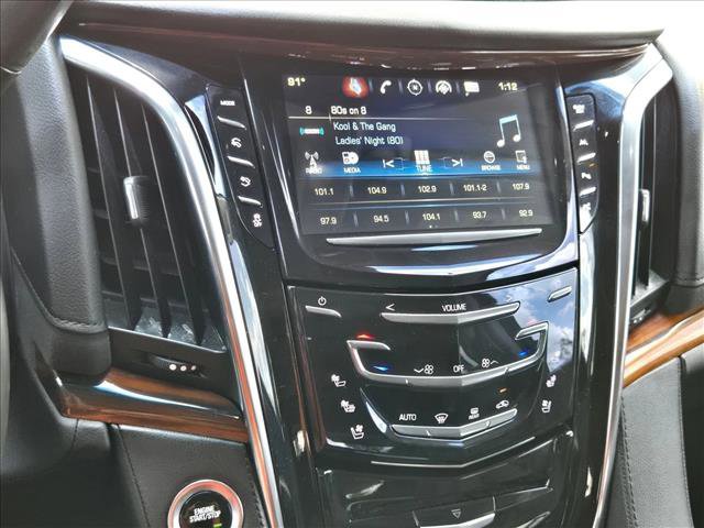 Used 2018 Cadillac Escalade Premium Luxury RWD image 14