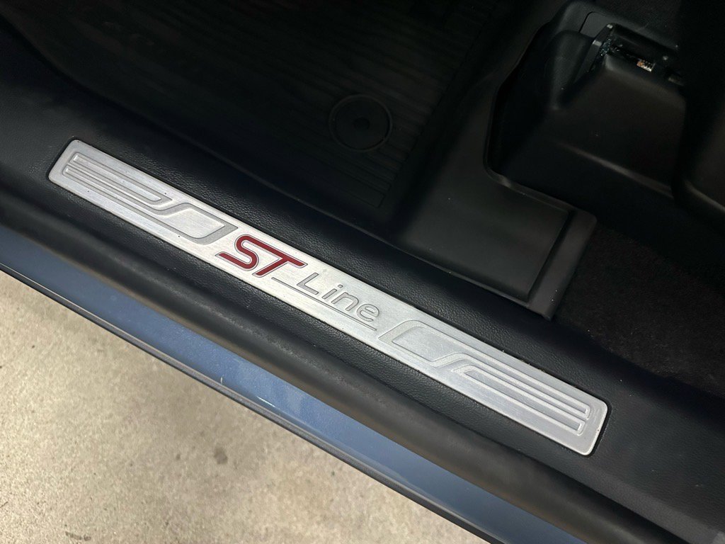 Certified 2025 Ford Explorer ST-Line w/ Premium Package image 42