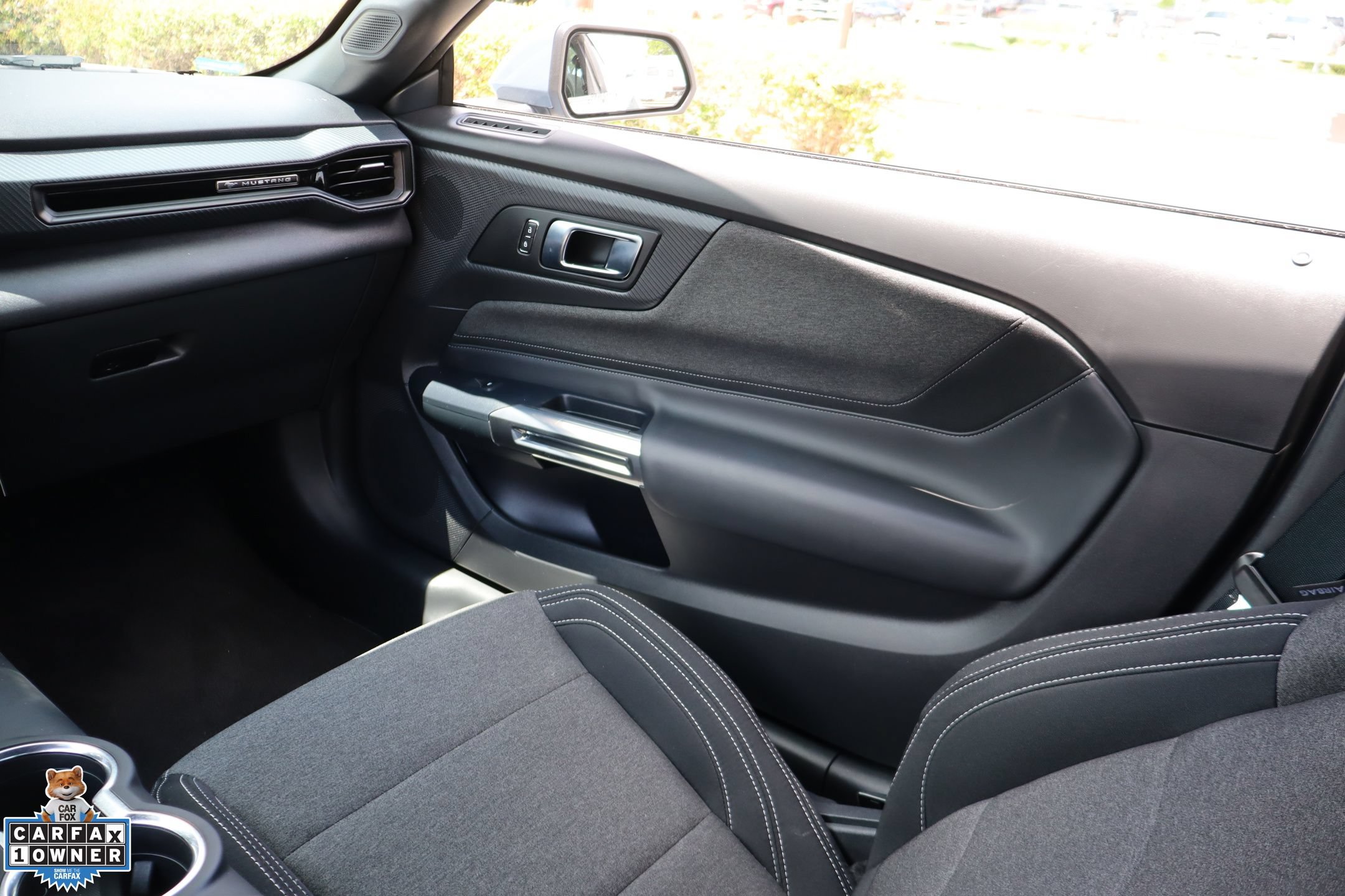 Certified 2025 Ford Mustang Coupe RWD image 23