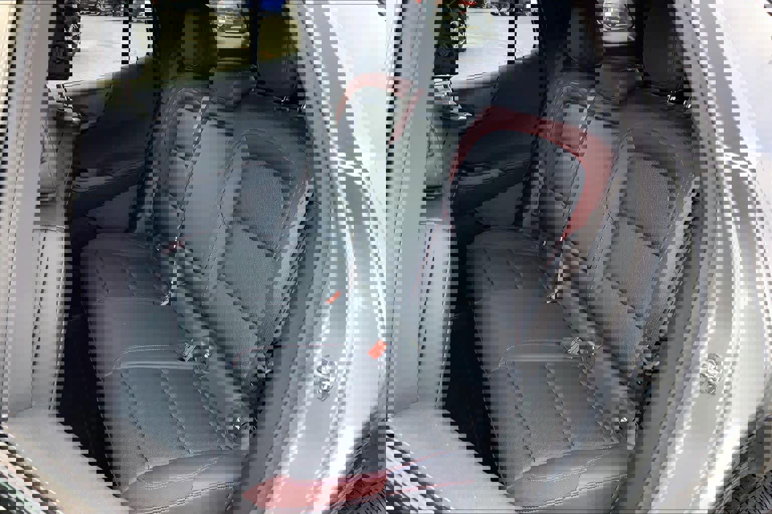 Used 2025 Chevrolet Equinox RS w/ Safety and Technology Package image 18