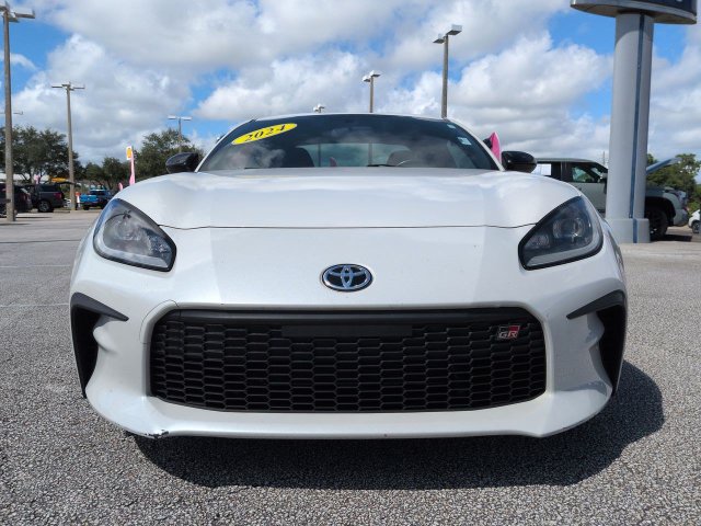 Used 2024 Toyota GR86 RWD image 9