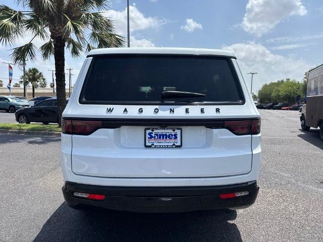 Used 2023 Jeep Wagoneer Series II RWD image 4