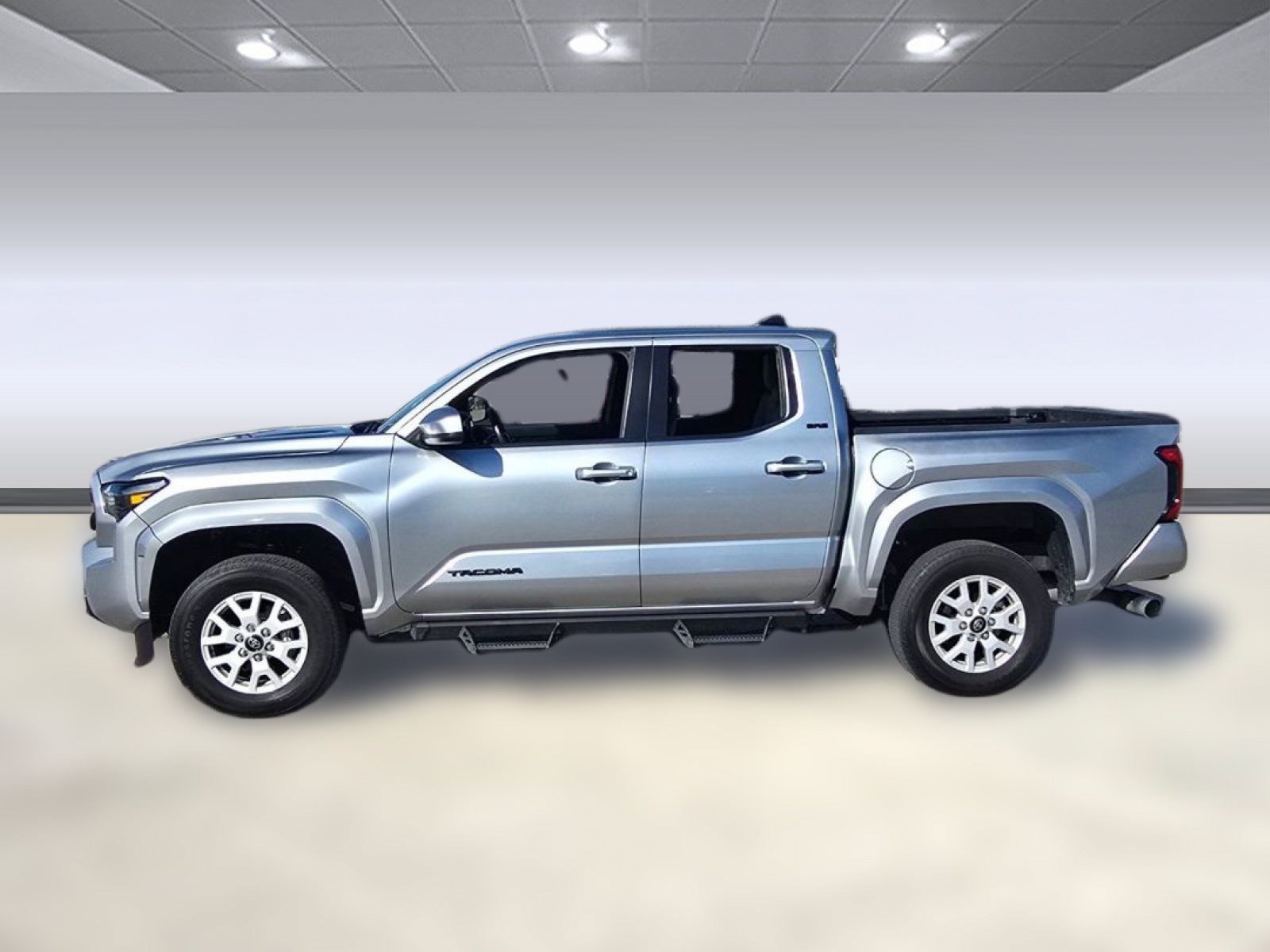 Used 2024 Toyota Tacoma SR5 image 2