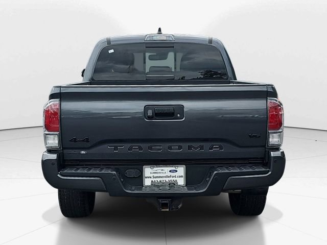Used 2023 Toyota Tacoma TRD Sport w/ TRD Premium Sport Package AWD/4WD image 4