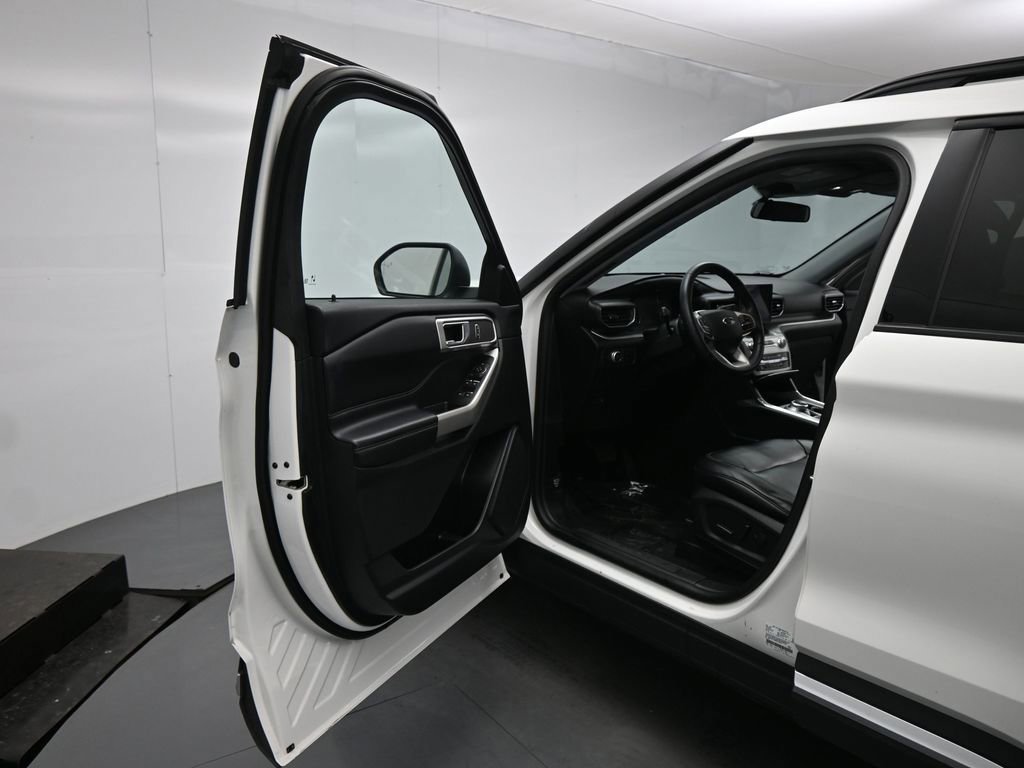 Certified 2021 Ford Explorer XLT image 36