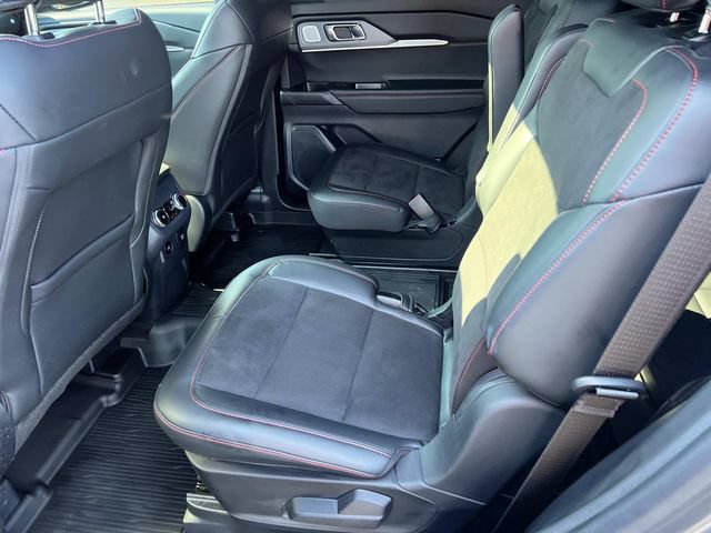 Certified 2025 Ford Explorer ST AWD/4WD image 14