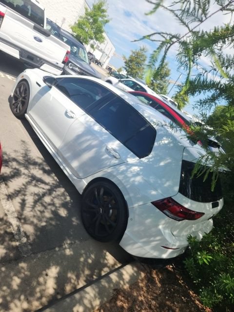 Used 2023 Volkswagen Golf R AWD/4WD image 4