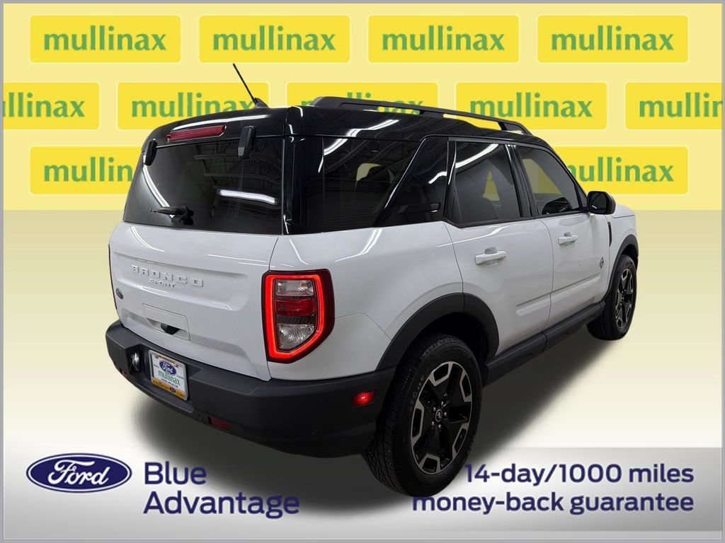 Certified 2021 Ford Bronco Sport Outer Banks w/ Outer Banks Package AWD/4WD image 3