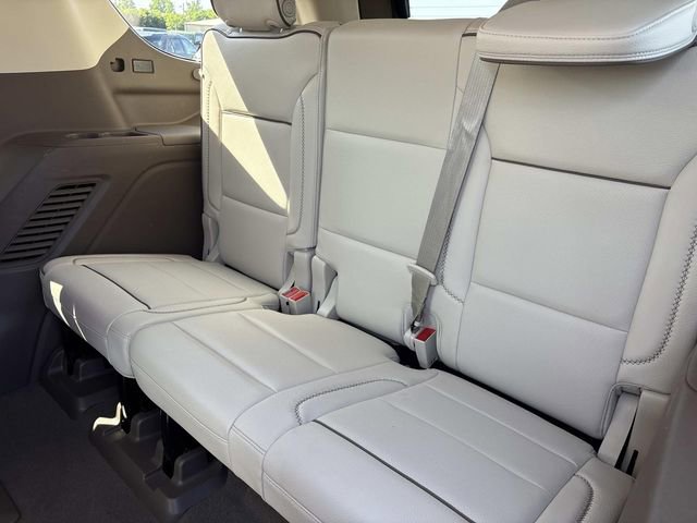 Used 2022 GMC Yukon Denali AWD/4WD image 19