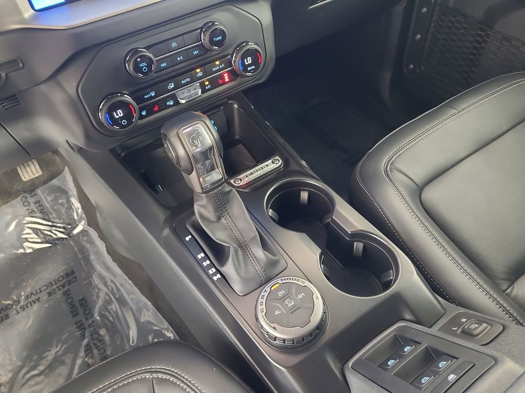 Certified 2025 Ford Bronco Outer Banks AWD/4WD image 16